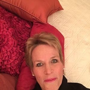 Meet your Posher, Priscilla